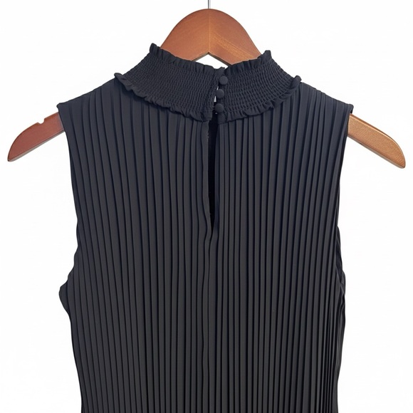 HP🎉 NANETTE Nanette Lepore Mock Neck Pleated Sleeveless Midi Dress Navy Size 2 - Picture 4 of 6